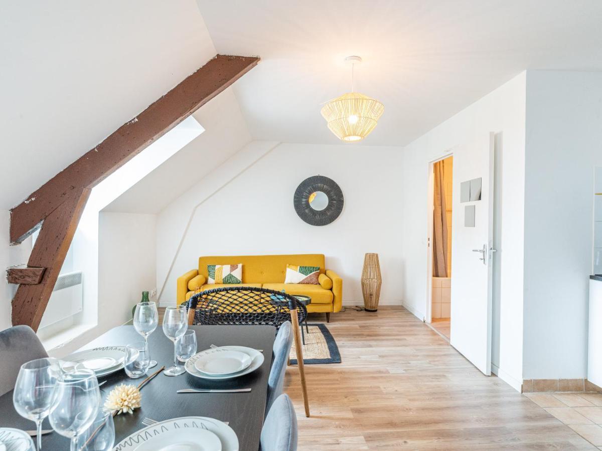 Le Guindy Apartment Treguier Exterior photo